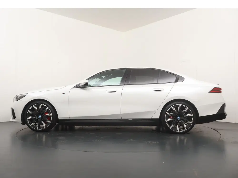 BMW i5 eDrive40 84 kWh M Sport Pro uit 2024, foto 12