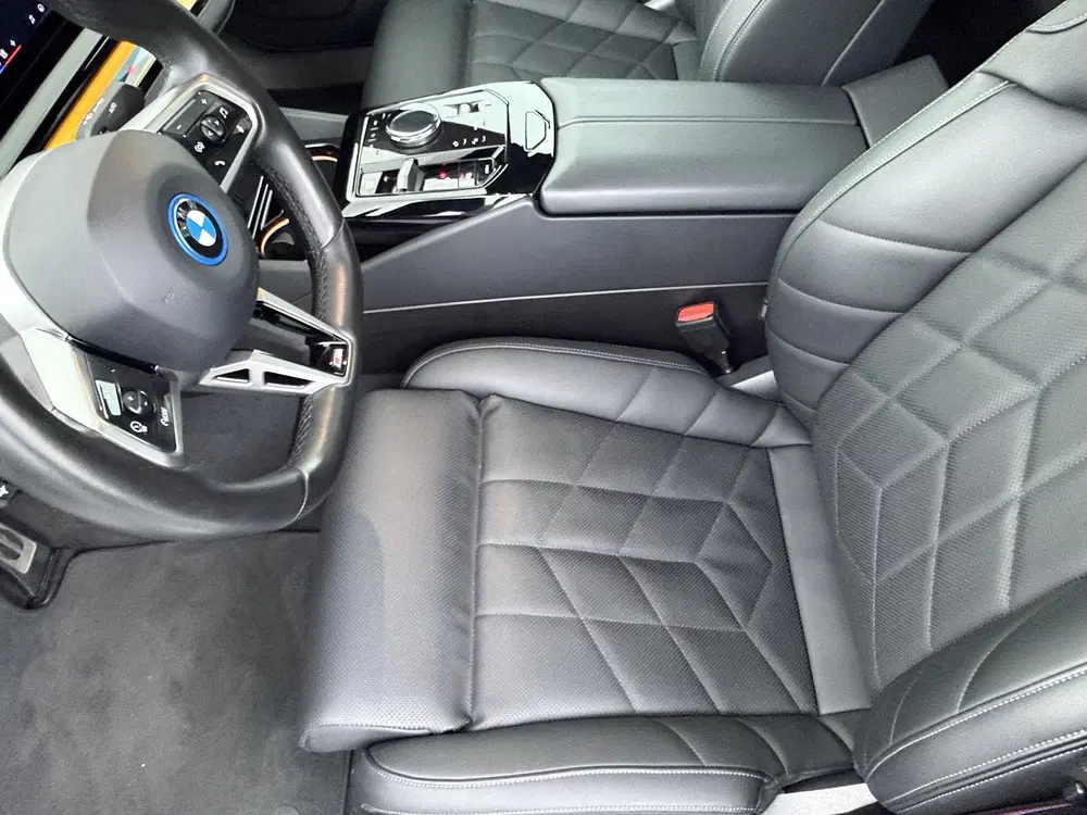 BMW i5 eDrive40 84 kWh M Sport Pro uit 2024, foto 13