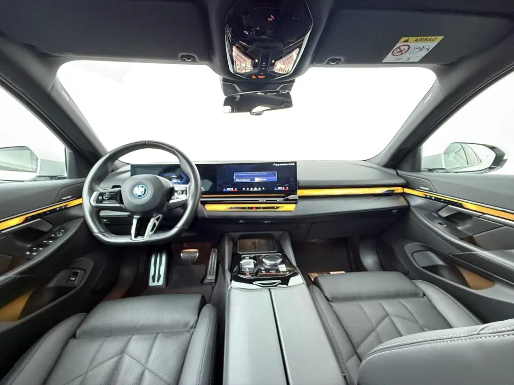 BMW i5 eDrive40 84 kWh M Sport Pro uit 2024, foto 5