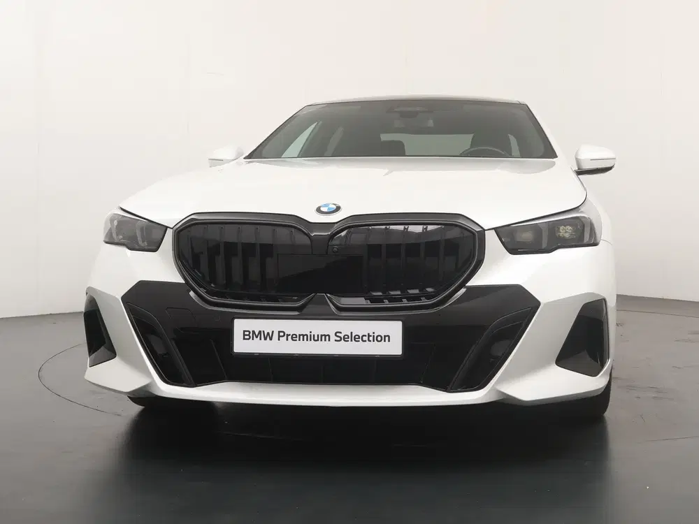 BMW i5 eDrive40 84 kWh M Sport Pro uit 2024, foto 6
