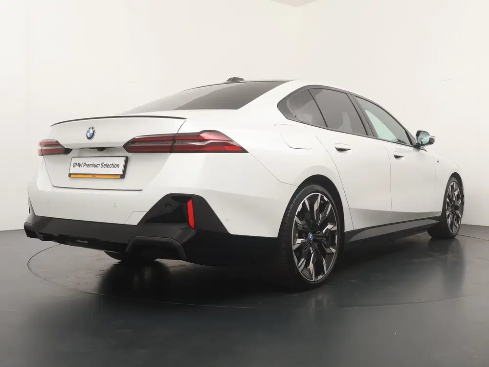 BMW i5 eDrive40 84 kWh M Sport Pro uit 2024, foto 9