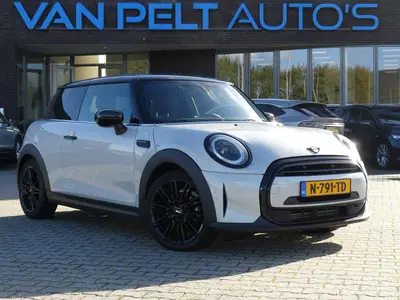 Mini Cooper Automaat Carplay 17" Led Stoelverwarming K uit 2022
