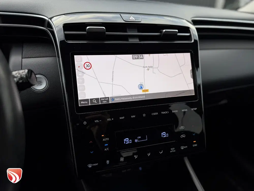 Hyundai TUCSON 1.6 T-GDI HEV Premium uit 2021, foto 11
