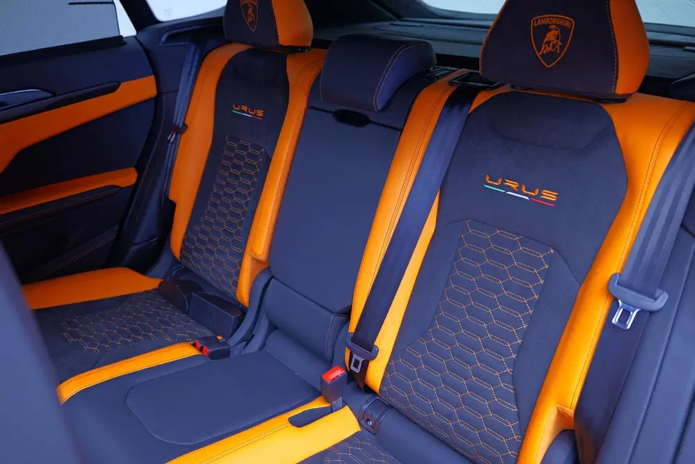 Lamborghini Urus 4.0 V8 Graphite Capsule uit 2022, foto 9