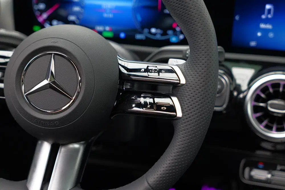 Mercedes-Benz A-Klasse A250e AMG Line uit 2025, foto 14
