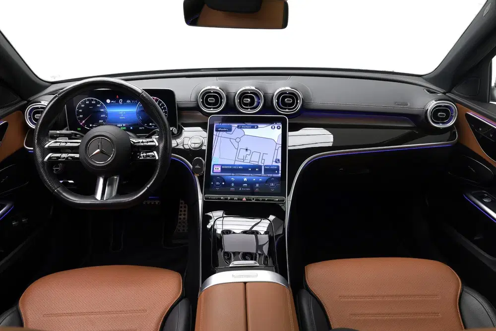 Mercedes-Benz C-Klasse C300e AMG Line uit 2023, foto 10