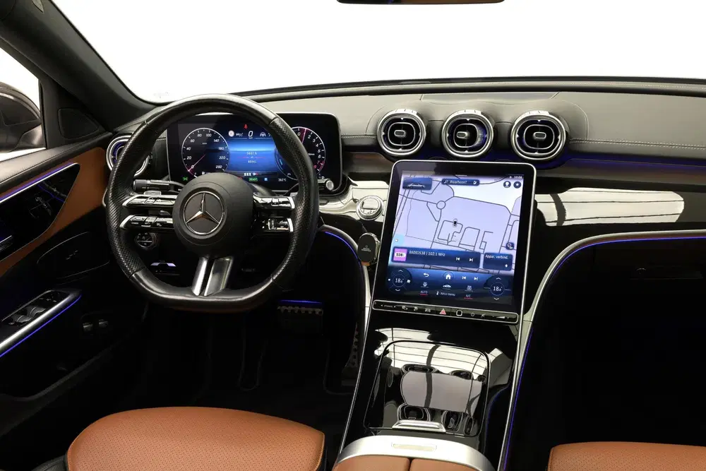 Mercedes-Benz C-Klasse C300e AMG Line uit 2023, foto 11