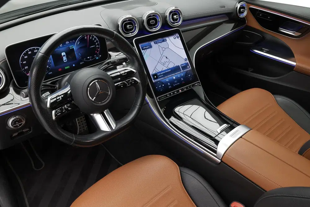 Mercedes-Benz C-Klasse C300e AMG Line uit 2023, foto 6