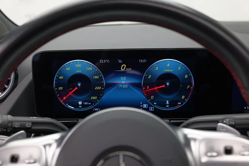 Mercedes-Benz GLA GLA250 4MATIC AMG Line uit 2022, foto 14