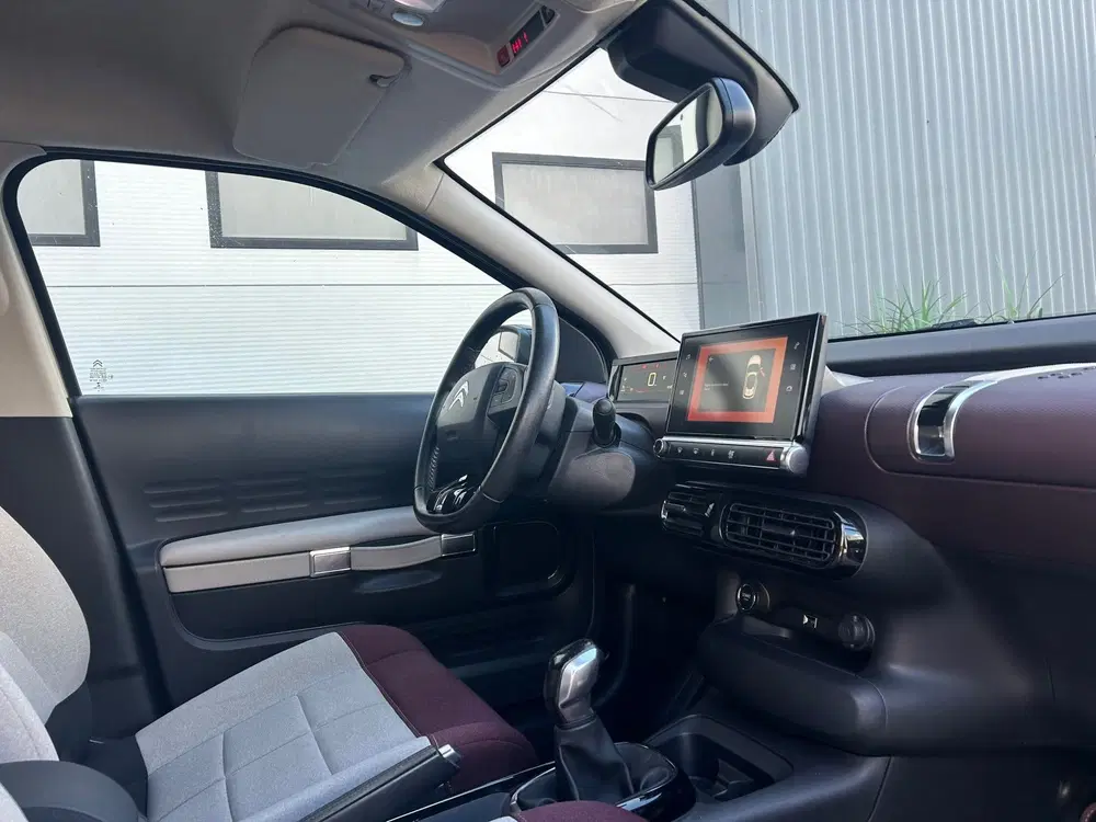 Citroën C4 Cactus Citroen C4 Cactus 1.2 PureTech Shine uit 2019, foto 6