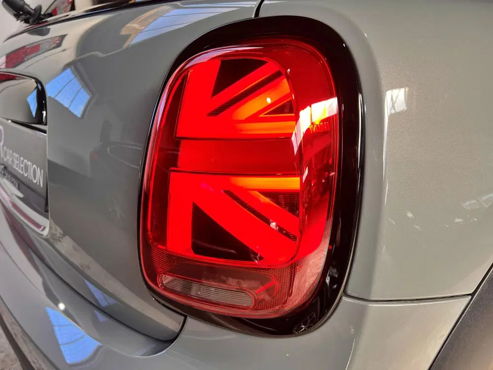 Mini Cooper 1.5 Cooper Camden Edition uit 2021, foto 13