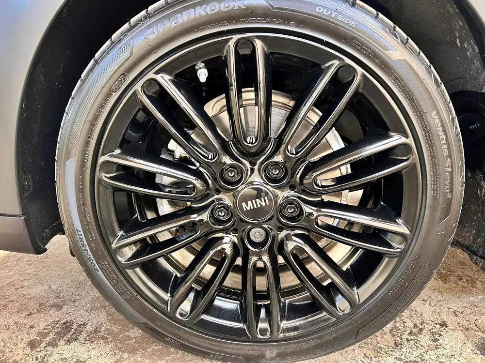 Mini Cooper 1.5 Cooper Camden Edition uit 2021, foto 14