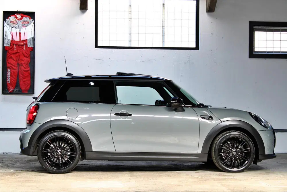 Mini Cooper 1.5 Cooper Camden Edition uit 2021, foto 9