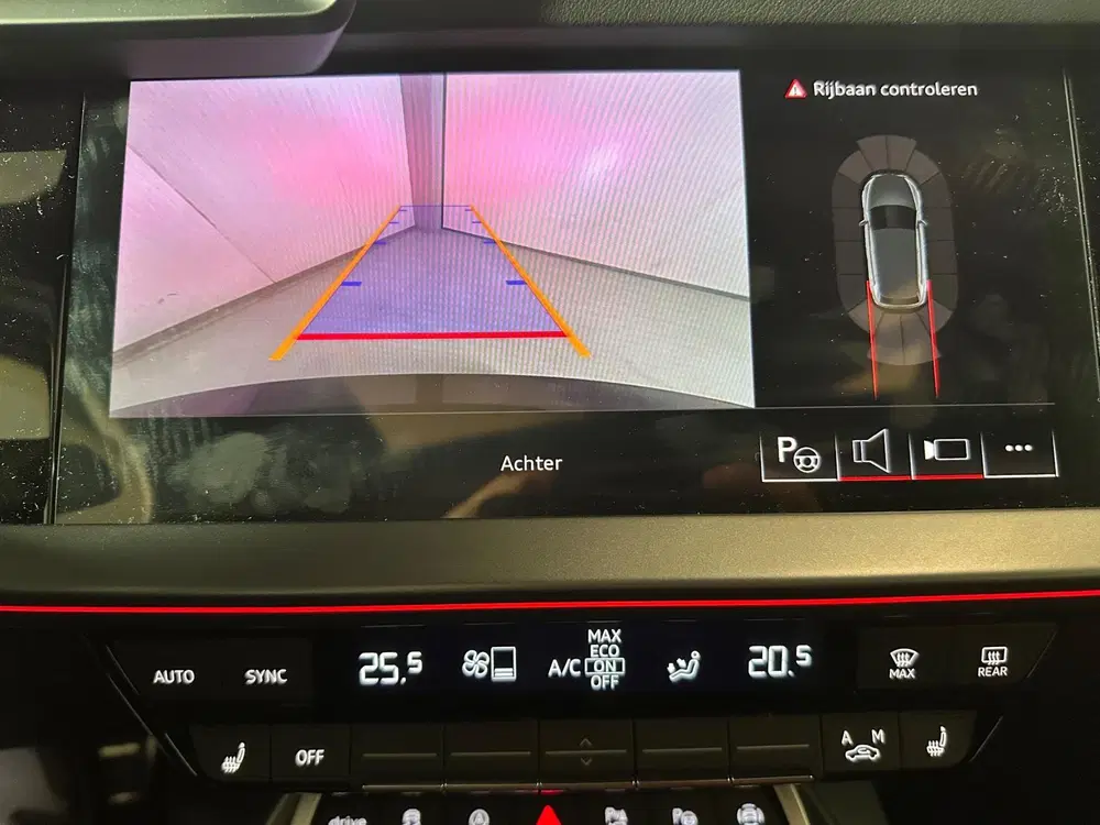 Audi A3 35 TFSI S edition uit 2024, foto 12