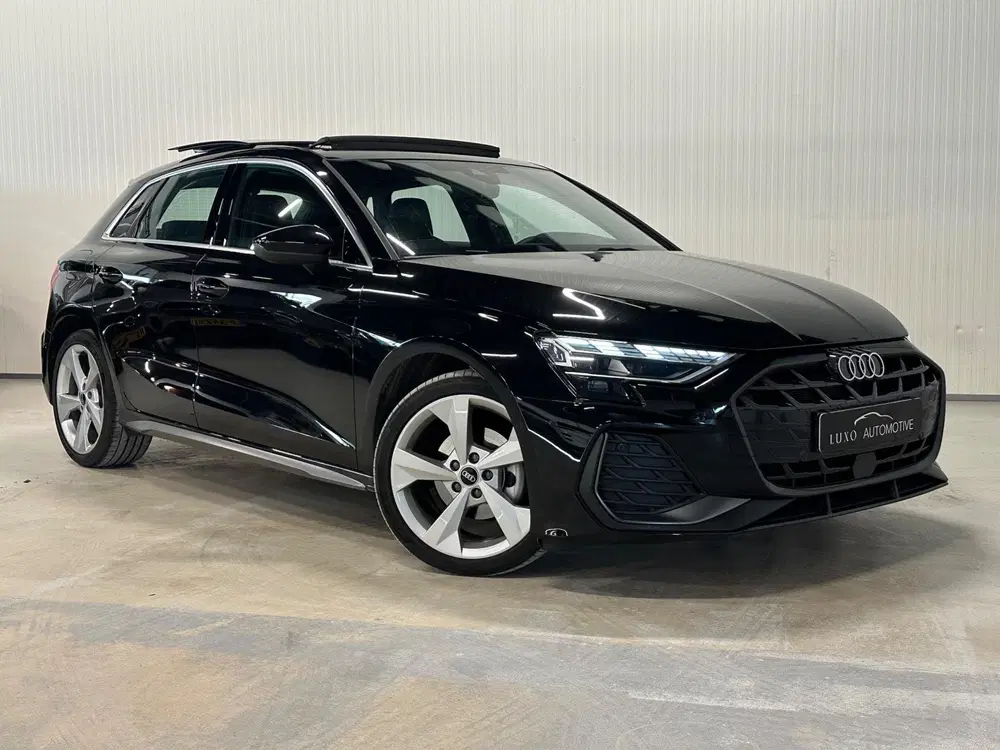 Audi A3 35 TFSI S edition uit 2024, foto 6