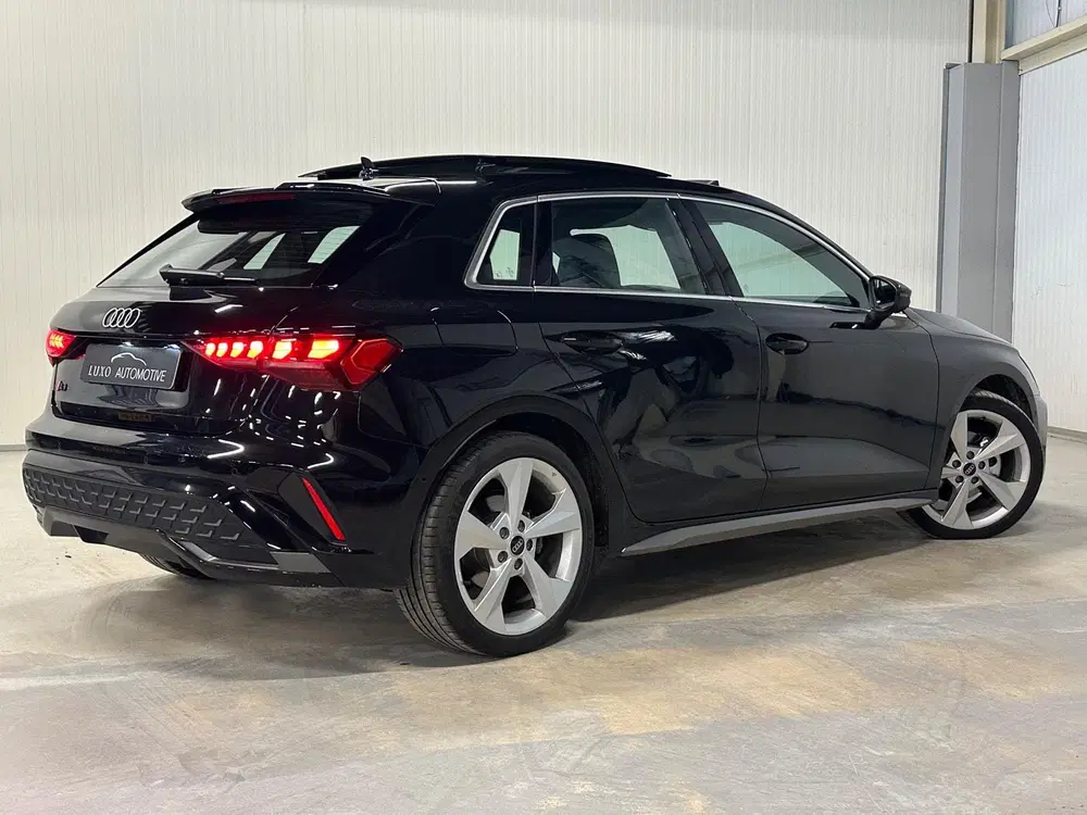 Audi A3 35 TFSI S edition uit 2024, foto 8