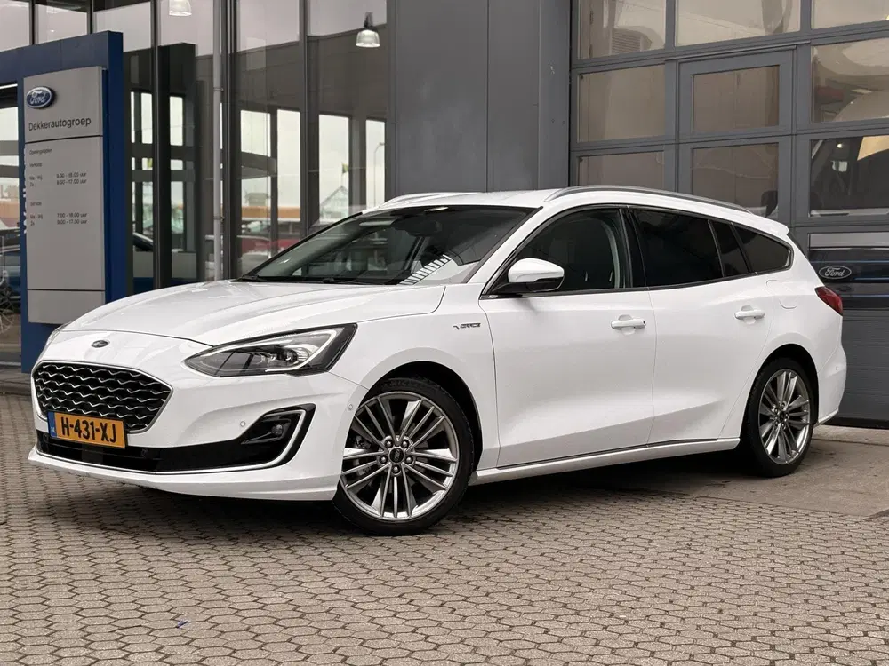 Ford Focus 1.5 EcoBoost Automaat Vignale I WINTER PAC uit 2020, foto 2