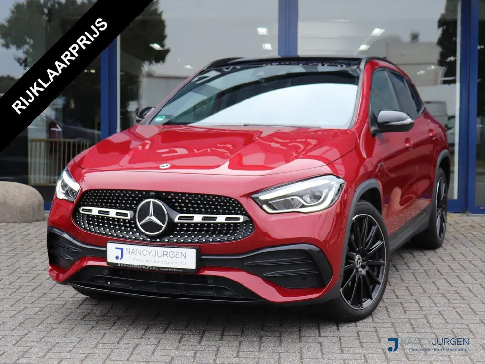 Mercedes-Benz GLA GLA 250 e AMG uit 2021