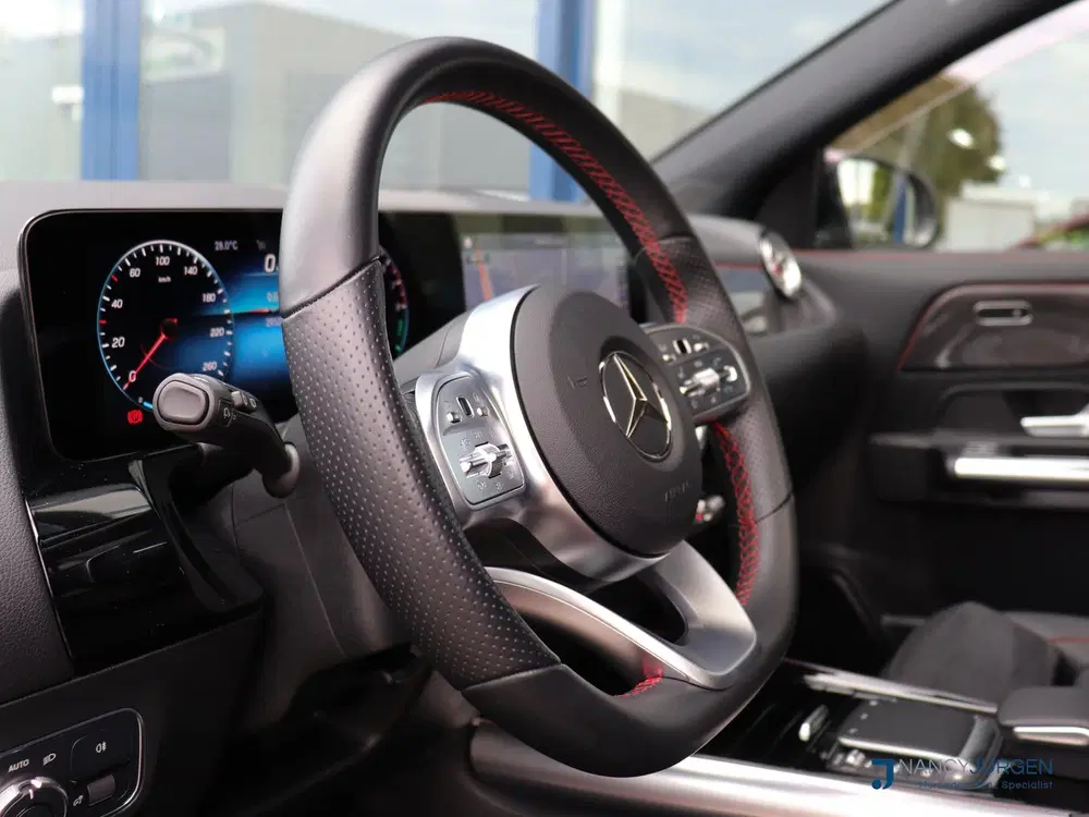 Mercedes-Benz GLA GLA 250 e AMG uit 2021, foto 15