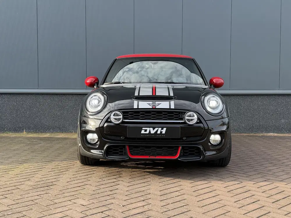 Mini Cooper S Cooper S 2.0 GT Limited JCW PANO uit 2019, foto 2