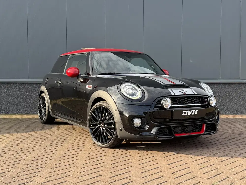 Mini Cooper S Cooper S 2.0 GT Limited JCW PANO uit 2019, foto 3