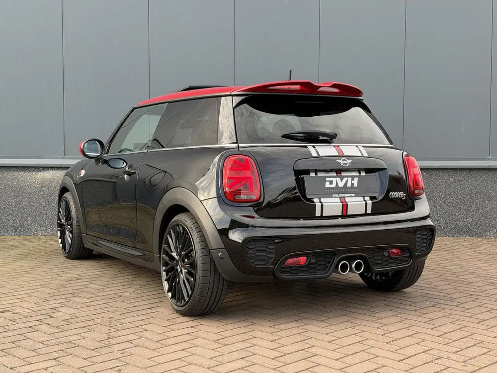 Mini Cooper S Cooper S 2.0 GT Limited JCW PANO uit 2019, foto 4