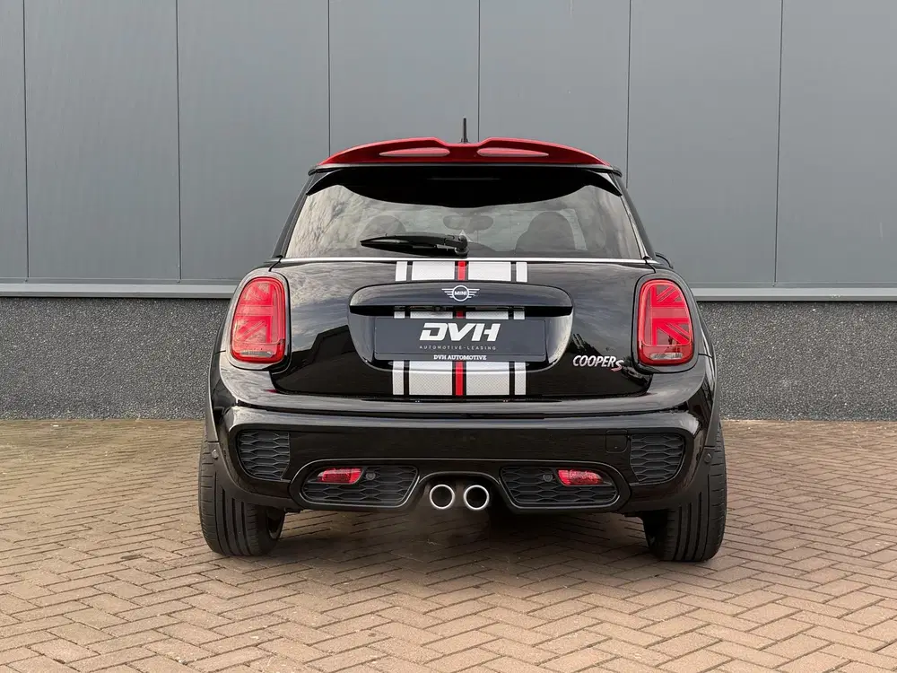 Mini Cooper S Cooper S 2.0 GT Limited JCW PANO uit 2019, foto 5
