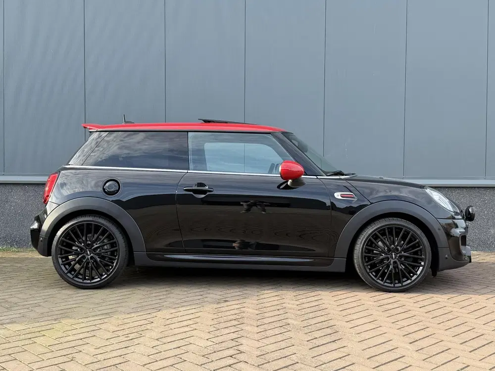 Mini Cooper S Cooper S 2.0 GT Limited JCW PANO uit 2019, foto 8