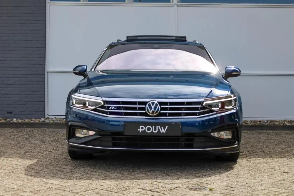 Volkswagen Passat 1.5 TSI 150pk DSG R-Line Business uit 2021, foto 8