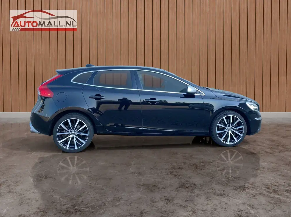 Volvo V40 1.5 T3 Polar+ Sport R Design I AUTOMAAT I uit 2019, foto 5