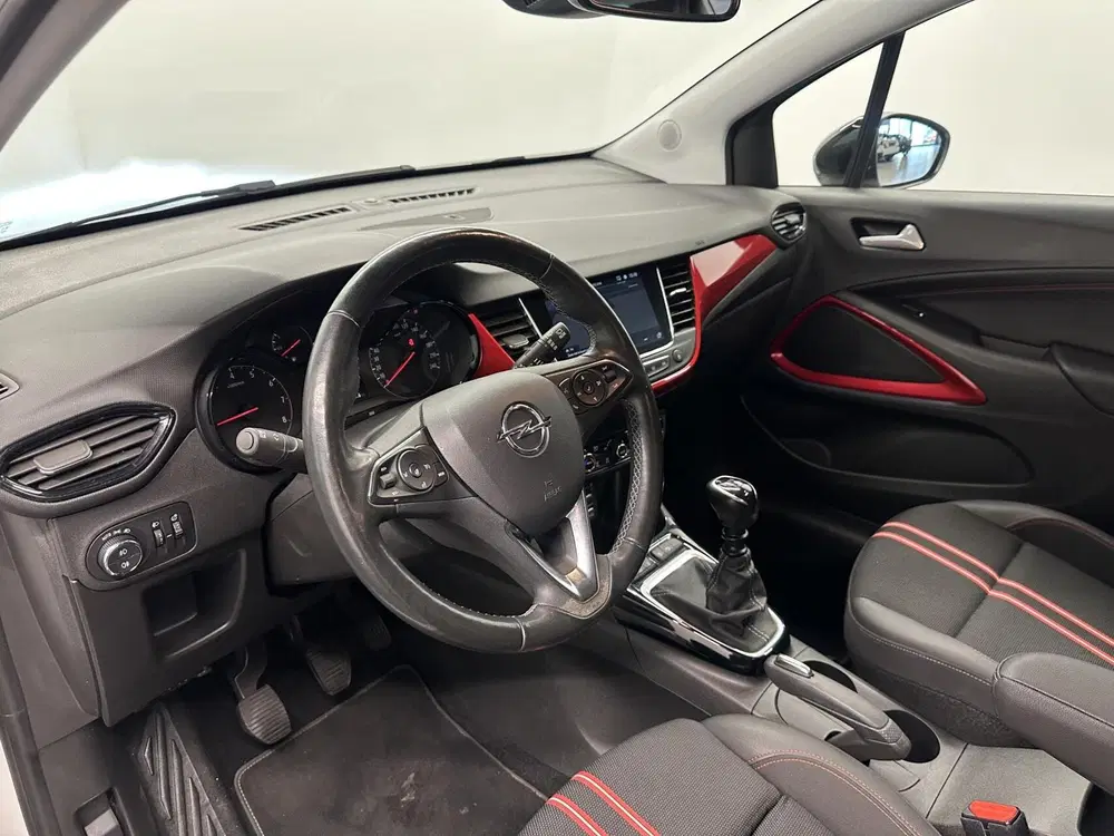 Opel Crossland 1.2 Turbo GS Line uit 2021, foto 14