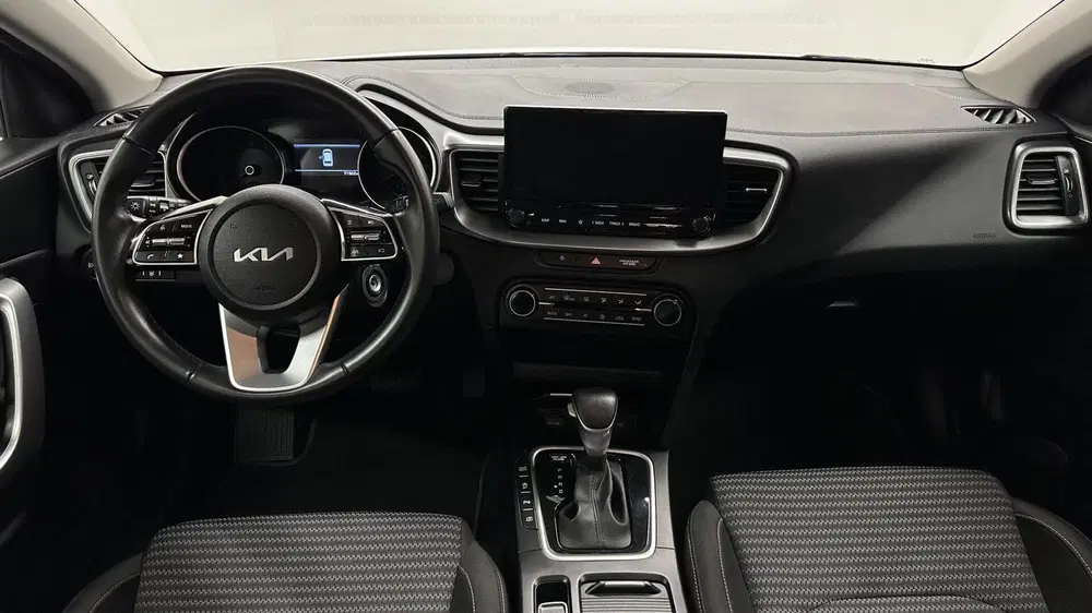 Kia Ceed 1.0 T-GDi MHEV DynamicLine CAMERA ECC C uit 2022, foto 2
