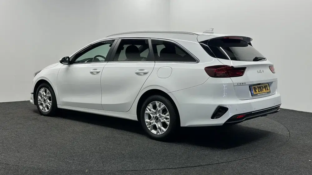 Kia Ceed 1.0 T-GDi MHEV DynamicLine CAMERA ECC C uit 2022, foto 4