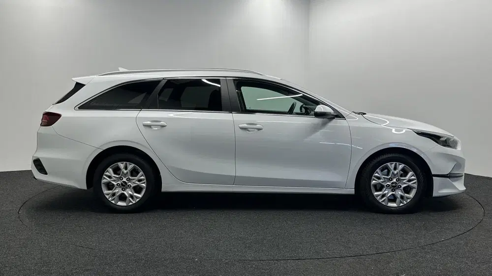 Kia Ceed 1.0 T-GDi MHEV DynamicLine CAMERA ECC C uit 2022, foto 9