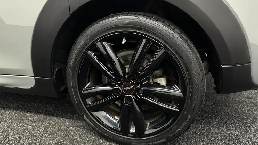 Mini Cooper 1.5 Cooper Dalston Edition JCW H&K PANO LE uit 2021, foto 15