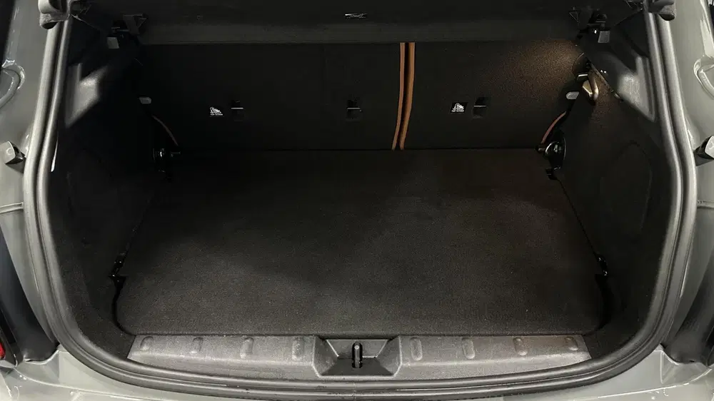 Mini Cooper 1.5 Cooper Dalston Edition JCW H&K PANO LE uit 2021, foto 6