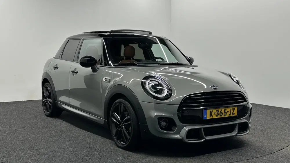 Mini Cooper 1.5 Cooper Dalston Edition JCW H&K PANO LE uit 2021, foto 9
