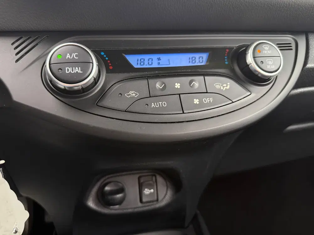 Toyota Yaris 1.5 Hybrid Active uit 2019, foto 13