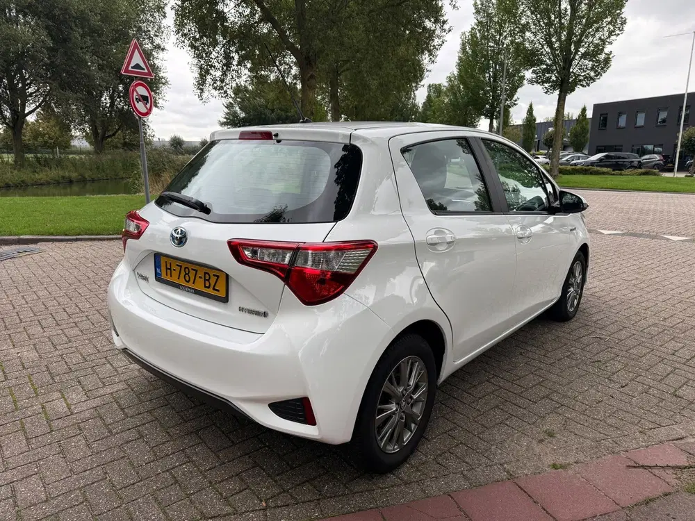 Toyota Yaris 1.5 Hybrid Active uit 2019, foto 3