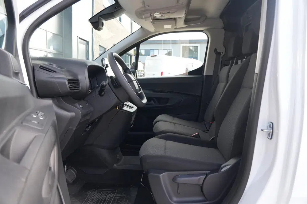 Toyota Proace City Comfort L2 50 kWh uit 2026, foto 15