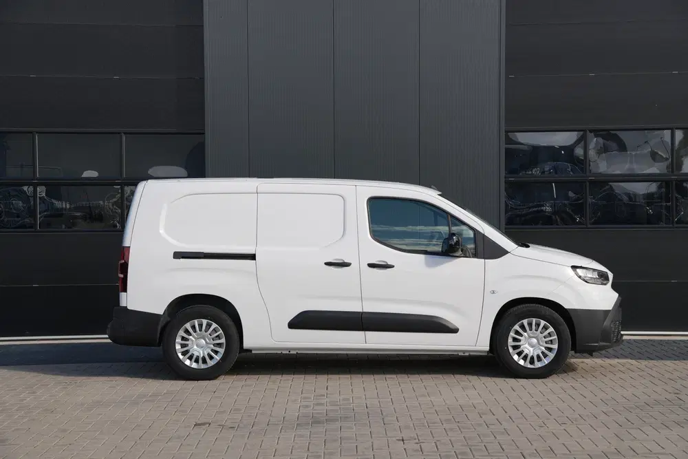 Toyota Proace City Comfort L2 50 kWh uit 2026, foto 4