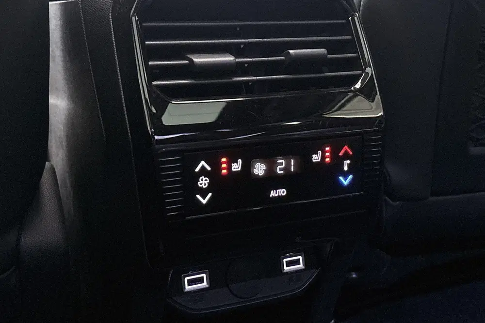 Peugeot 5008 GT Exclusive 73 kWh 7p Panoramadak Nappa L uit 2026, foto 13