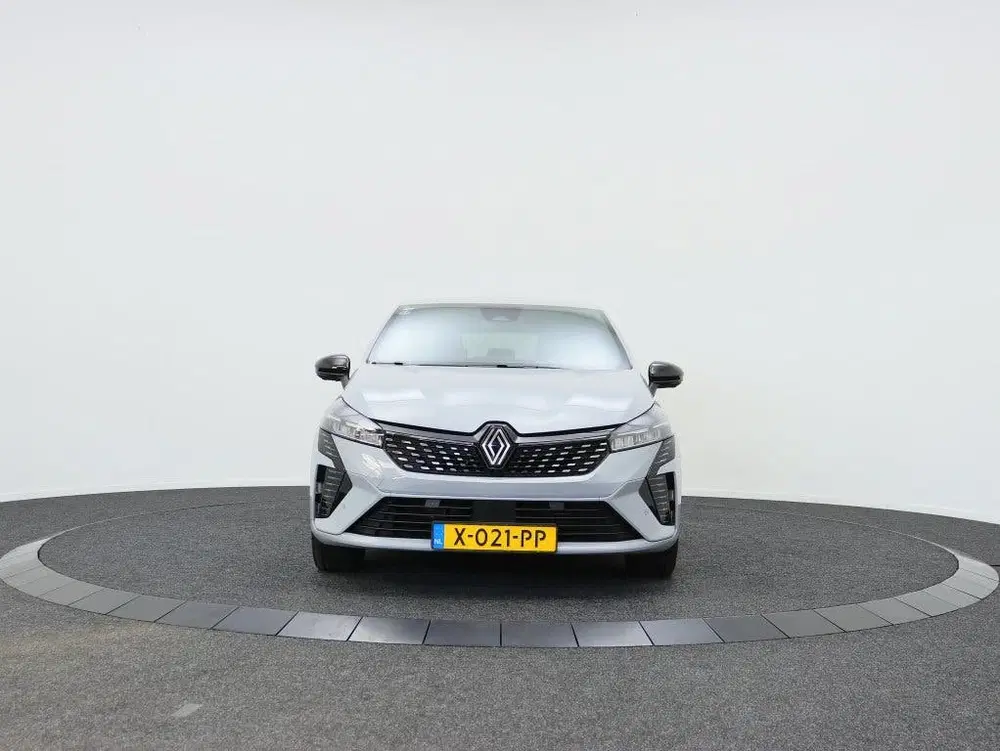 Renault Clio 1.6 ETFH 145 techno uit 2023, foto 13