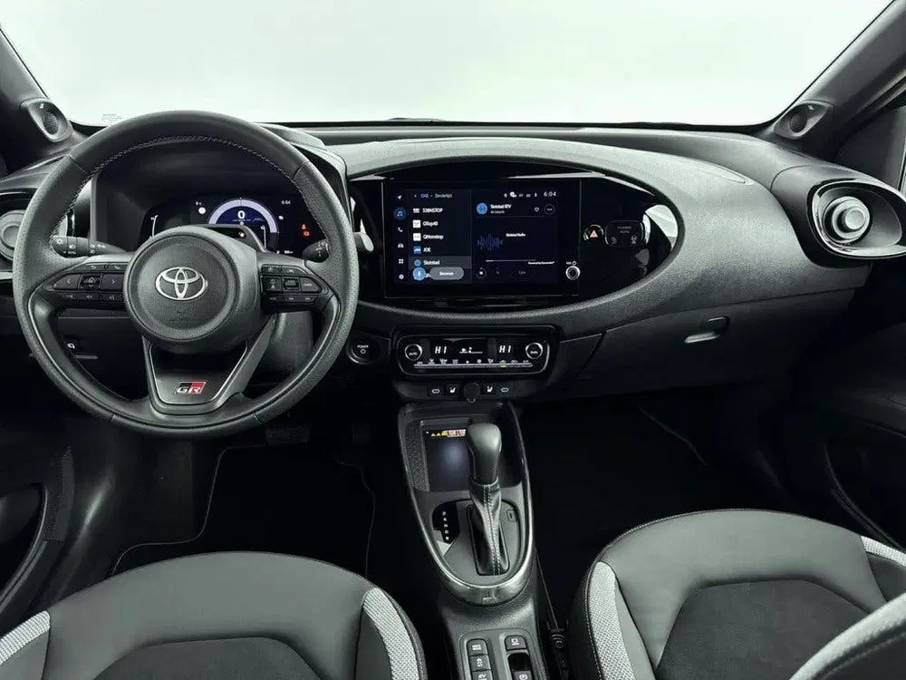 Toyota Aygo X Hybrid 115 GR Sport uit 2026, foto 4