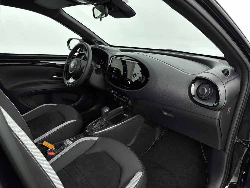 Toyota Aygo X Hybrid 115 GR Sport uit 2026, foto 6