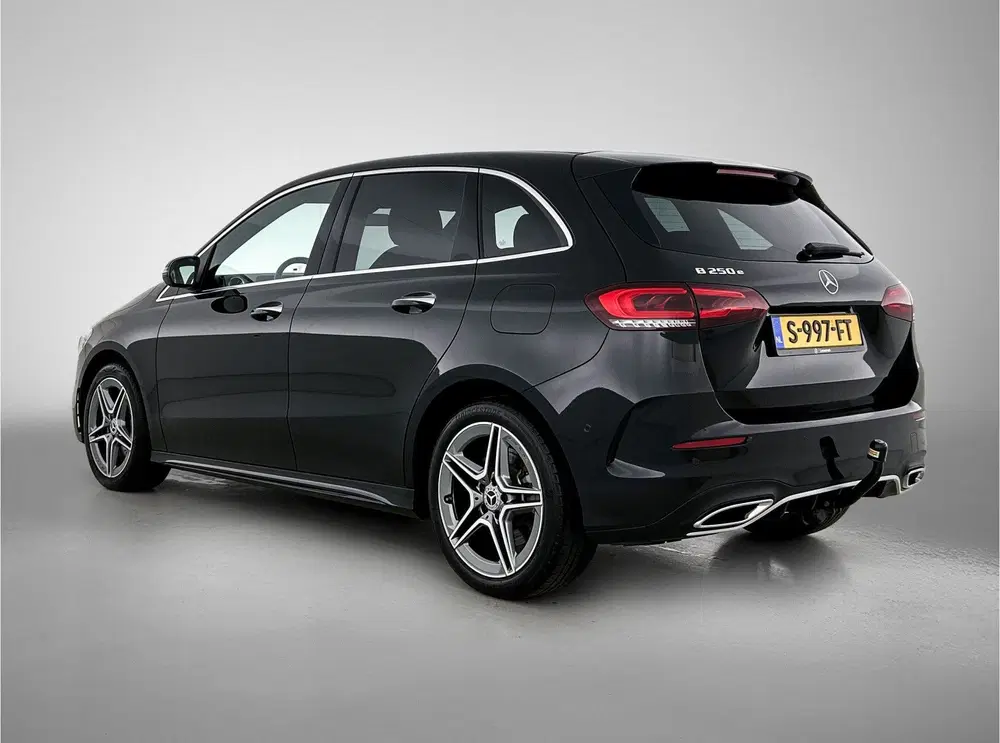 Mercedes-Benz B-Klasse 250 e AMG Line uit 2023, foto 13