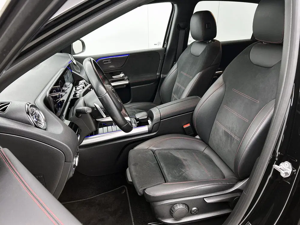 Mercedes-Benz B-Klasse 250 e AMG Line uit 2023, foto 15