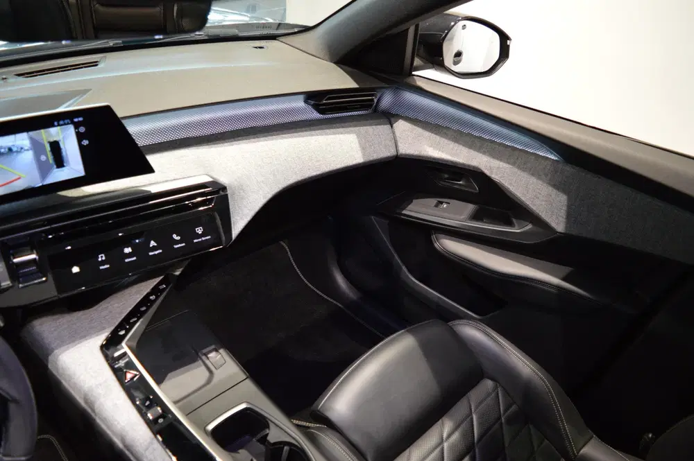 Peugeot 5008 GT Avantage 73 kWh 7p STOELVERWARMNG VOOR uit 2025, foto 13