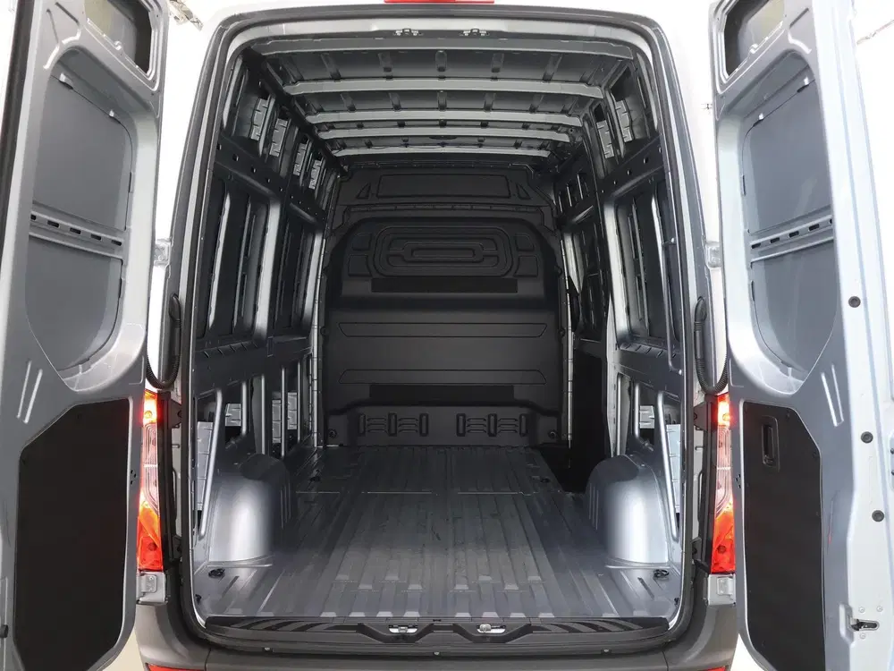 Mercedes-Benz Sprinter 317 CDI L2 H2 RWD PRO uit 2024, foto 5