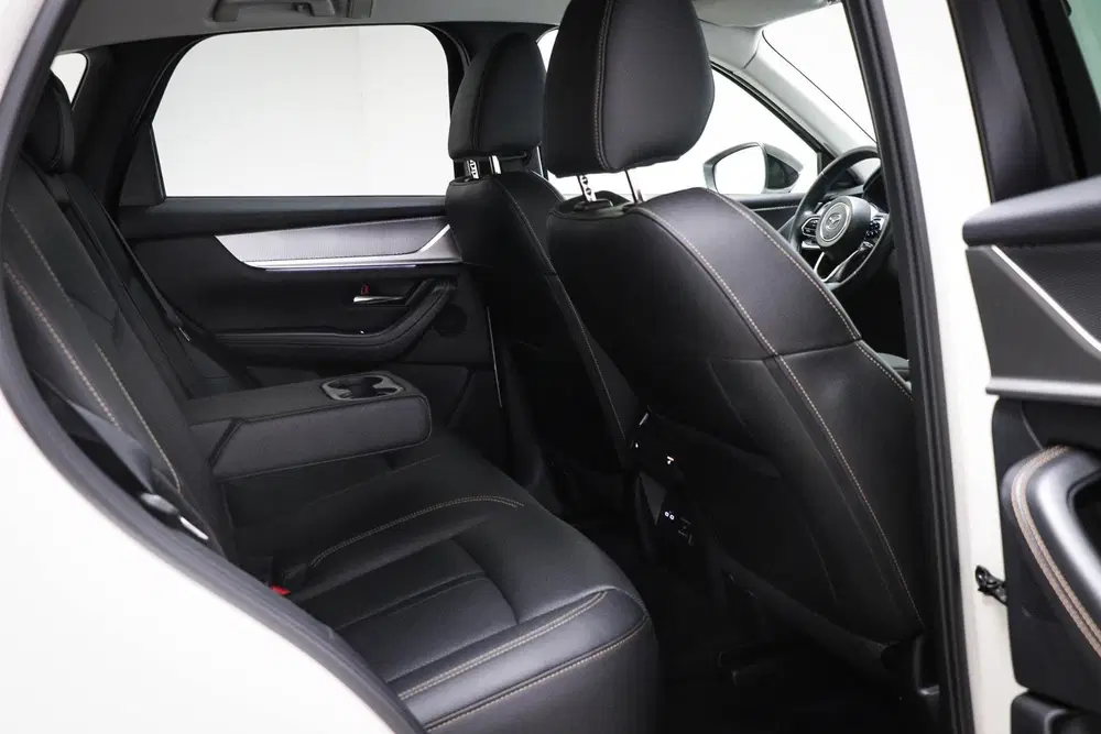 Mazda CX-60 2.5 e-SkyActiv PHEV Homura uit 2024, foto 15